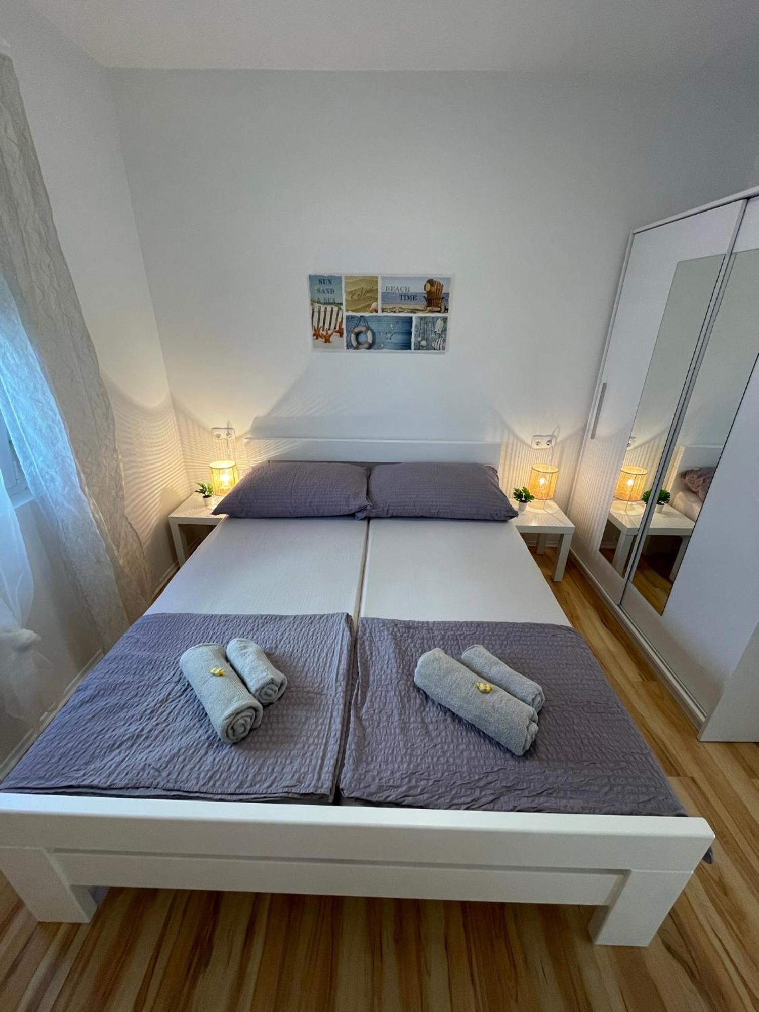 Apartmenthouse Ines 비르 외부 사진